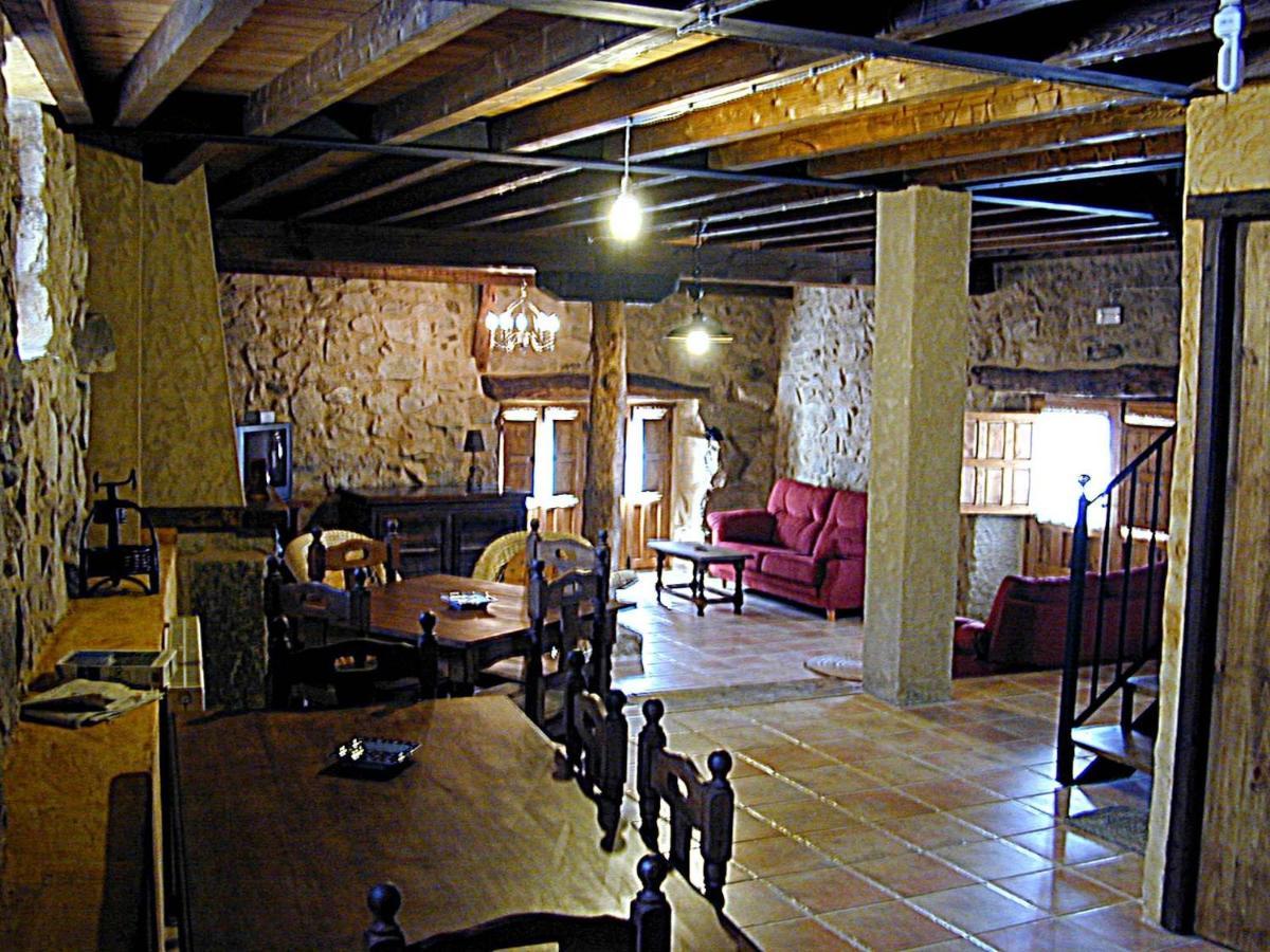 Casa Rural La Tablilla Y La Terraza Navalperal de Tormes ภายนอก รูปภาพ