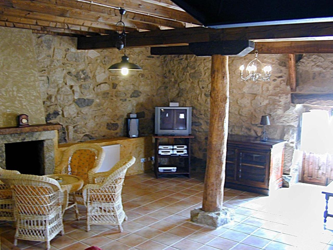 Casa Rural La Tablilla Y La Terraza Navalperal de Tormes ภายนอก รูปภาพ